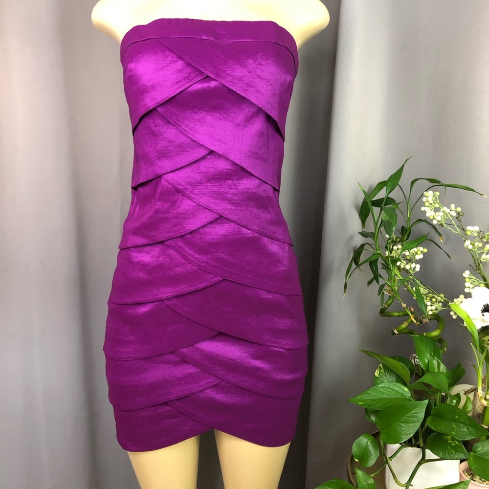 FOREVER 21 Strapless Tiered Cocktail Dress